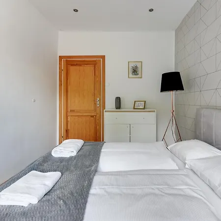 Stylowy 3city W Sopocie Z Trzema Sypialniami By Renters Apartament Sopot